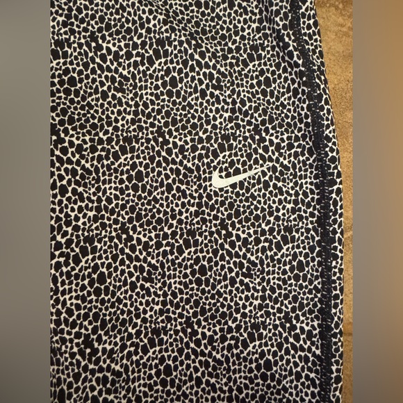 Nike Pants - Nike Women’s Leggings Size Small